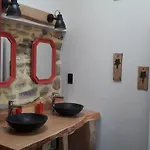 Le Bouton D'or 3 Etoiles 8 Kms Puydufou Hébergement de vacances