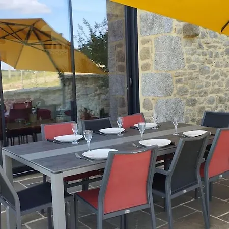 Le Bouton D'or 3 Etoiles 8 Kms Puydufou Holiday home Chambretaud